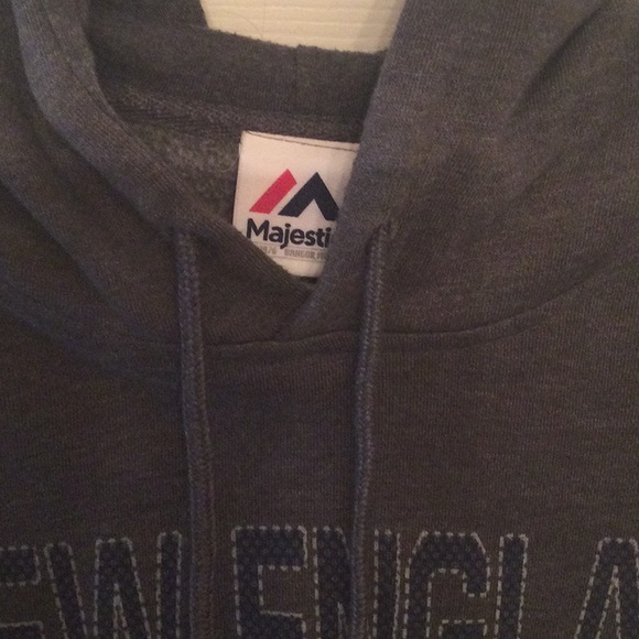 New England Patriots hoody - Picture 2 of 3